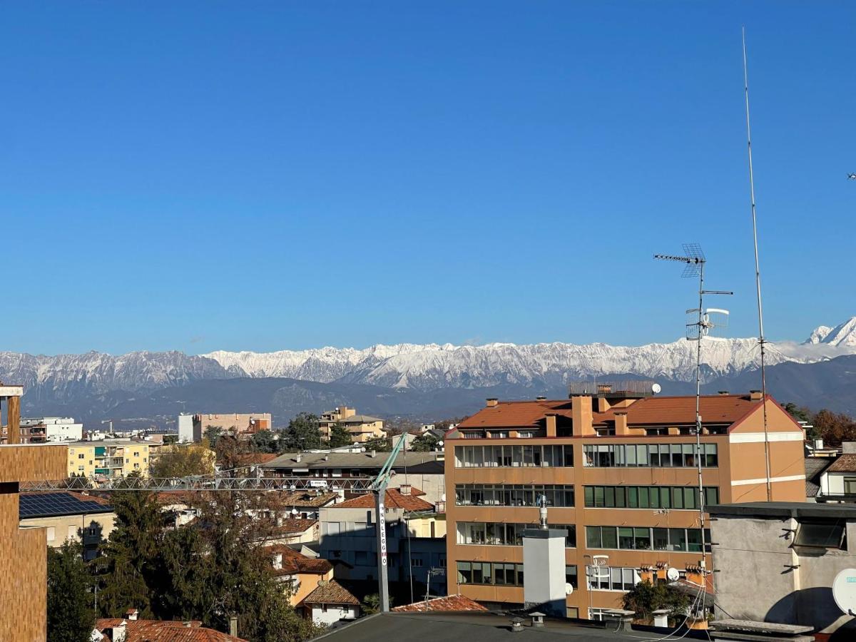 7 Sky Udine Apartamento Exterior foto