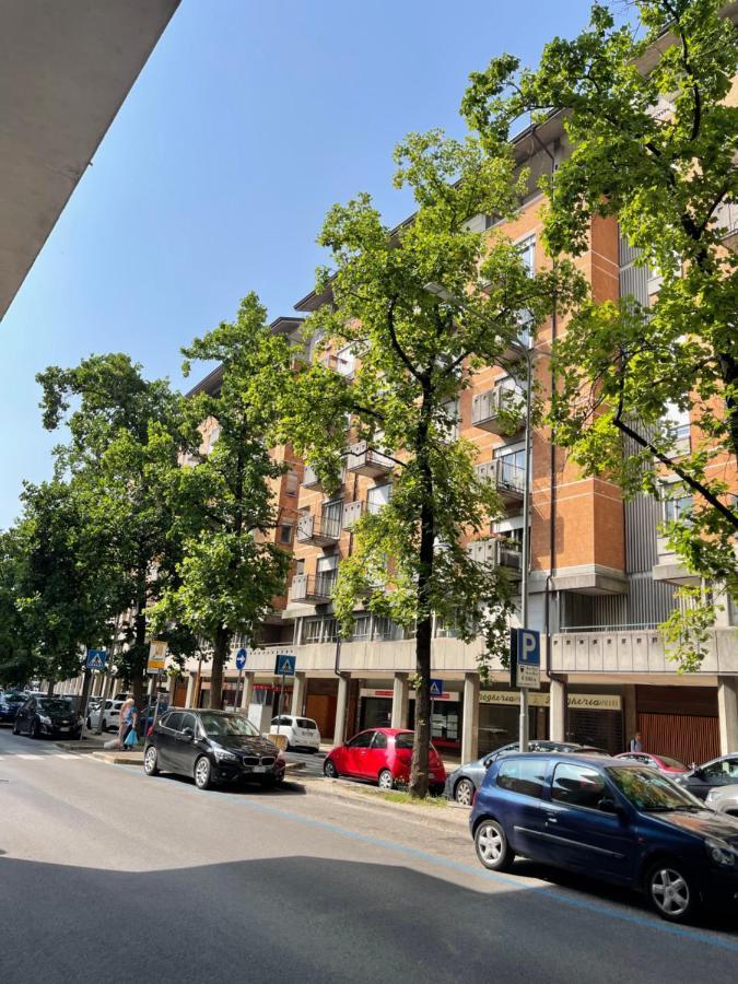 7 Sky Udine Apartamento Exterior foto