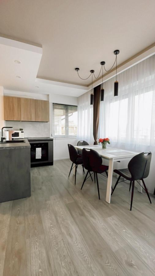 7 Sky Udine Apartamento Exterior foto