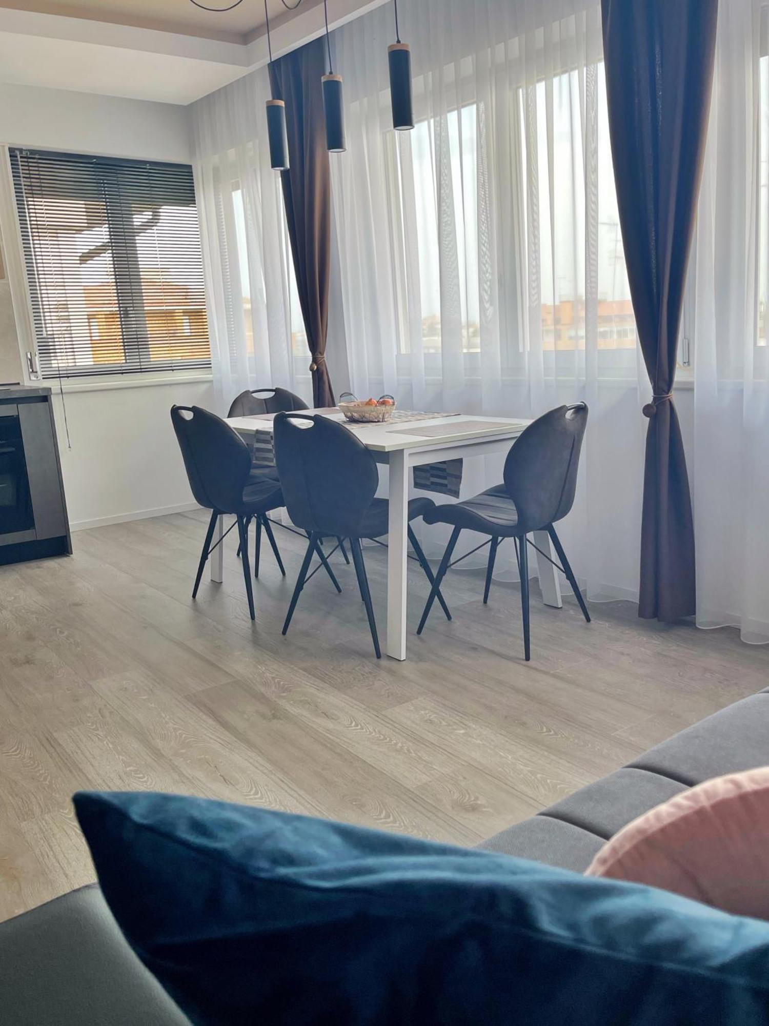 7 Sky Udine Apartamento Exterior foto